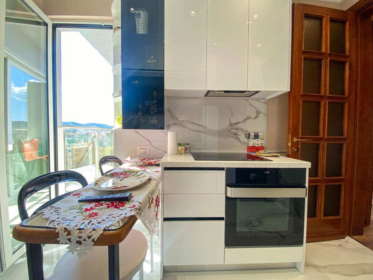 Top Luxury Tirana Exterior foto